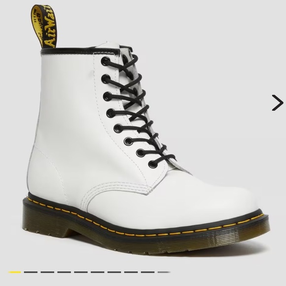 Dr Martens 1460 Smooth Leather Lace Up Boots- size 41 - Picture 1 of 6